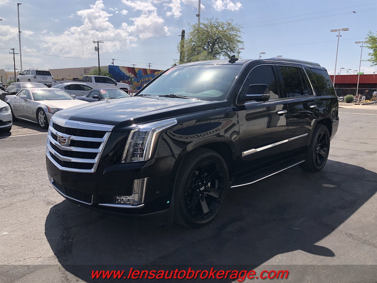 2017 Cadillac Escalade Standard photo 4