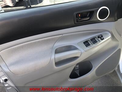 2011 Toyota Tacoma  *61k Mile Crew Cab 2wd Taco! - Photo 9 - Tucson, AZ 85705