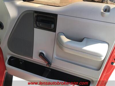 2006 Ford F-150 XL  *Fresh Trans, New Rubber, Solid Driver! - Photo 15 - Tucson, AZ 85705