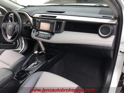 2015 Toyota RAV4 Limited  *AWD! - Photo 25 - Tucson, AZ 85705