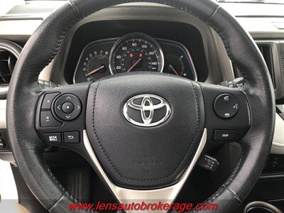 2015 Toyota RAV4 Limited  *AWD! - Photo 15 - Tucson, AZ 85705
