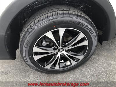 2015 Toyota RAV4 Limited  *AWD! - Photo 28 - Tucson, AZ 85705