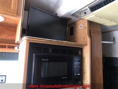 1997 Coachmen M-19 Class B  *Only 74k Miles! Fully Contained RV! - Photo 18 - Tucson, AZ 85705