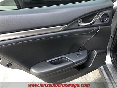2018 Honda Civic EXL-W Navigation   - Photo 17 - Tucson, AZ 85705