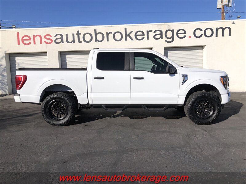 2023 Ford F-150 XLT  *5.0L V8 SuperCrew 4x4!