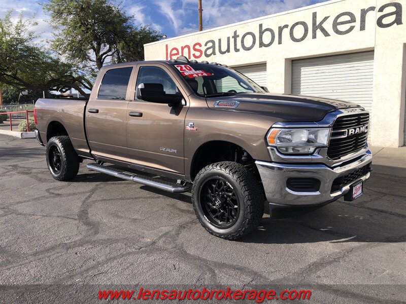 2020 RAM 2500 Tradesman  *Clean Crew Cummins 4x4!