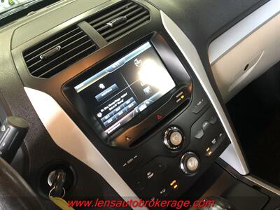 2014 Ford Explorer XLT  *3rd Row Equipped!* - Photo 10 - Tucson, AZ 85705