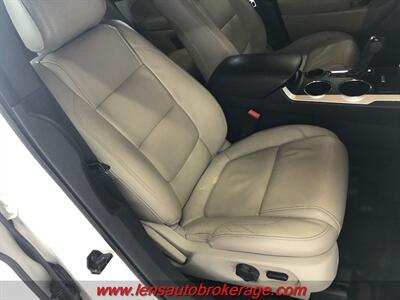 2014 Ford Explorer XLT  *3rd Row Equipped!* - Photo 20 - Tucson, AZ 85705