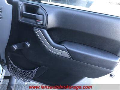 2013 Jeep Wrangler Sport  *Hard Top Unlimited Jeep With Bumpers & Winch! - Photo 20 - Tucson, AZ 85705
