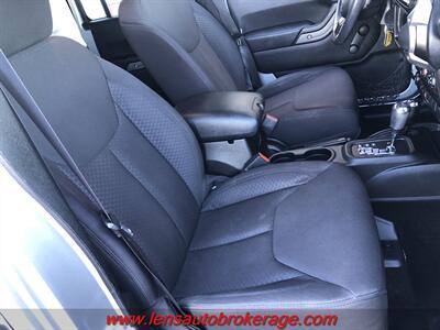 2013 Jeep Wrangler Sport  *Hard Top Unlimited Jeep With Bumpers & Winch! - Photo 22 - Tucson, AZ 85705