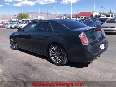 2013 Chrysler 300 Series Limited 5.7 HEMI V8   - Photo 6 - Tucson, AZ 85705