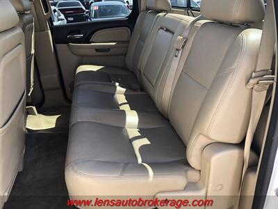 2011 GMC Sierra 2500 Denali  Duramax Diesel 4x4! *CARFAX 1 OWNER! - Photo 16 - Tucson, AZ 85705