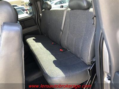 2006 Chevrolet Silverado 1500 Work Truck  *NEW ARRIVAL - Photo 11 - Tucson, AZ 85705