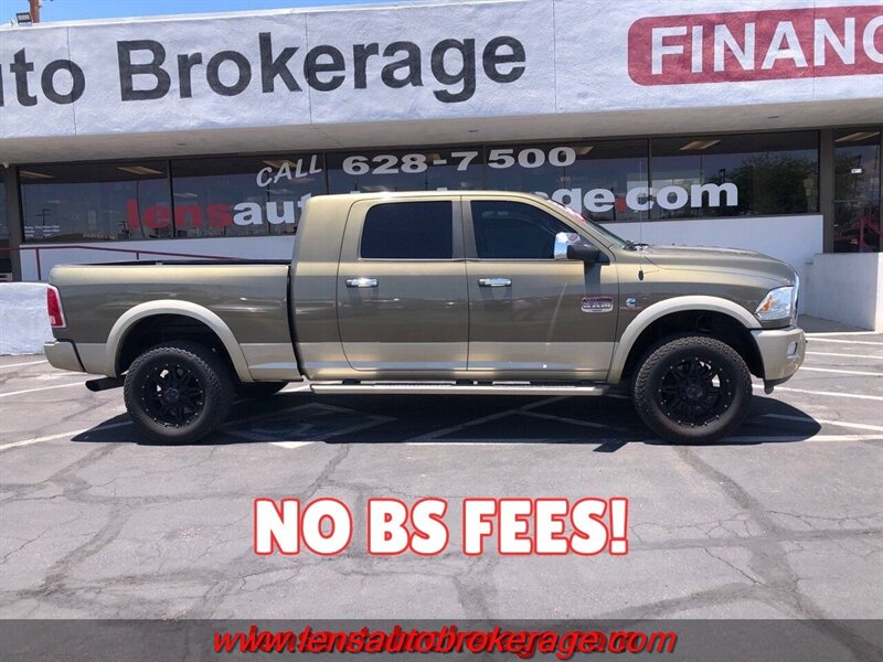 2015 RAM 3500 Laramie Longhorn  Megacab Diesel 4x4!