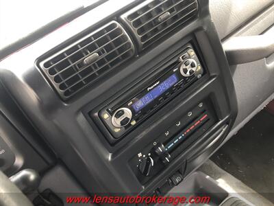 1997 Jeep Wrangler Sport   - Photo 13 - Tucson, AZ 85705