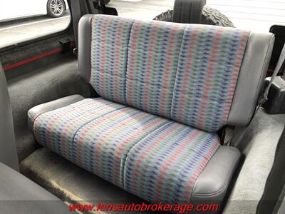1997 Jeep Wrangler Sport   - Photo 15 - Tucson, AZ 85705