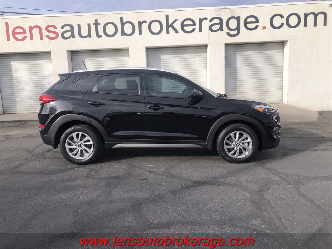 2016 Hyundai TUCSON SE  *Carfax 1 Owner! - Photo 1 - Tucson, AZ 85705