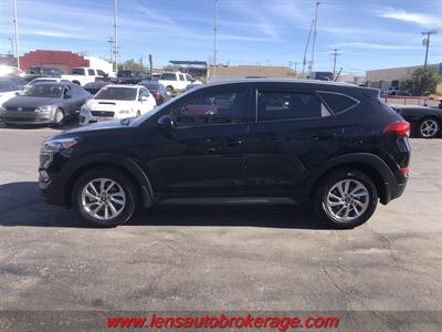 2016 Hyundai TUCSON SE  *Carfax 1 Owner! - Photo 5 - Tucson, AZ 85705