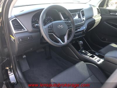 2016 Hyundai TUCSON SE  *Carfax 1 Owner! - Photo 10 - Tucson, AZ 85705