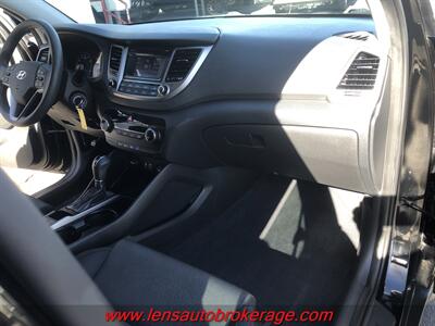 2016 Hyundai TUCSON SE  *Carfax 1 Owner! - Photo 22 - Tucson, AZ 85705
