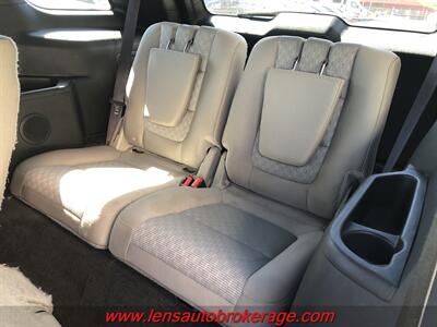 2013 Ford Explorer XLT  *3rd Row Equipped! - Photo 17 - Tucson, AZ 85705