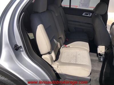 2013 Ford Explorer XLT  *3rd Row Equipped! - Photo 20 - Tucson, AZ 85705