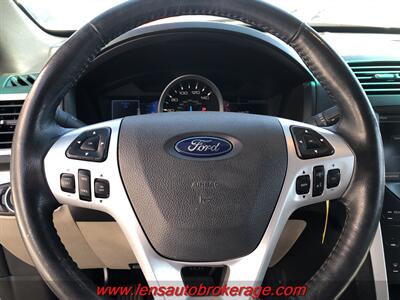 2013 Ford Explorer XLT  *3rd Row Equipped! - Photo 12 - Tucson, AZ 85705