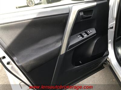 2013 Toyota RAV4 XLE  *Hard To Beat Rav! - Photo 9 - Tucson, AZ 85705