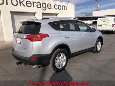 2013 Toyota RAV4 XLE  *Hard To Beat Rav! - Photo 8 - Tucson, AZ 85705