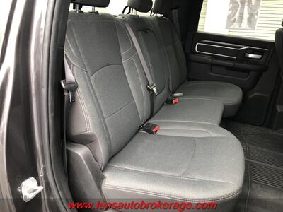 2022 RAM 3500 Big Horn  *Bad A$$ Cummins Crew Cab 4x4 Dually! - Photo 19 - Tucson, AZ 85705