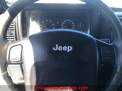 2005 Jeep Wrangler Unlimited   - Photo 13 - Tucson, AZ 85705