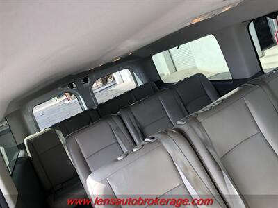 2016 Nissan NV 3500 HD SL  *Nice 12 Passenger Van! - Photo 23 - Tucson, AZ 85705