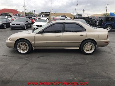 1997 Honda Accord LX  *Trade In Special! - Photo 4 - Tucson, AZ 85705
