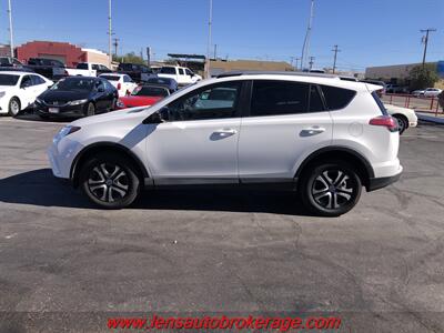 2017 Toyota RAV4 LE  *Only 50k Miles! Fresh In! - Photo 4 - Tucson, AZ 85705