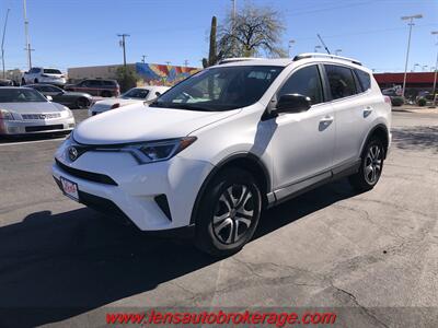 2017 Toyota RAV4 LE  *Only 50k Miles! Fresh In! - Photo 3 - Tucson, AZ 85705