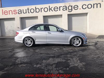 2009 Mercedes-Benz C 300 Luxury  *Clean Little Benzo! Sedan