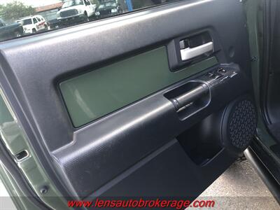 2011 Toyota FJ Cruiser   - Photo 4 - Tucson, AZ 85705