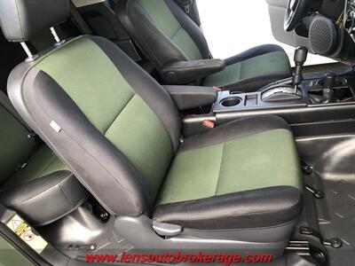 2011 Toyota FJ Cruiser   - Photo 16 - Tucson, AZ 85705