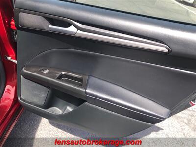2017 Ford Fusion Titanium   - Photo 18 - Tucson, AZ 85705