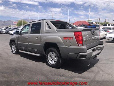 2002 Chevrolet Avalanche 1500  *Nice 4x4! - Photo 6 - Tucson, AZ 85705