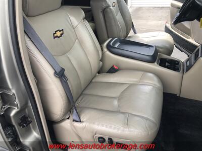 2002 Chevrolet Avalanche 1500  *Nice 4x4! - Photo 23 - Tucson, AZ 85705