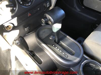 2007 Jeep Wrangler X  *Cool Lifted Hard Top 4 Door! - Photo 14 - Tucson, AZ 85705