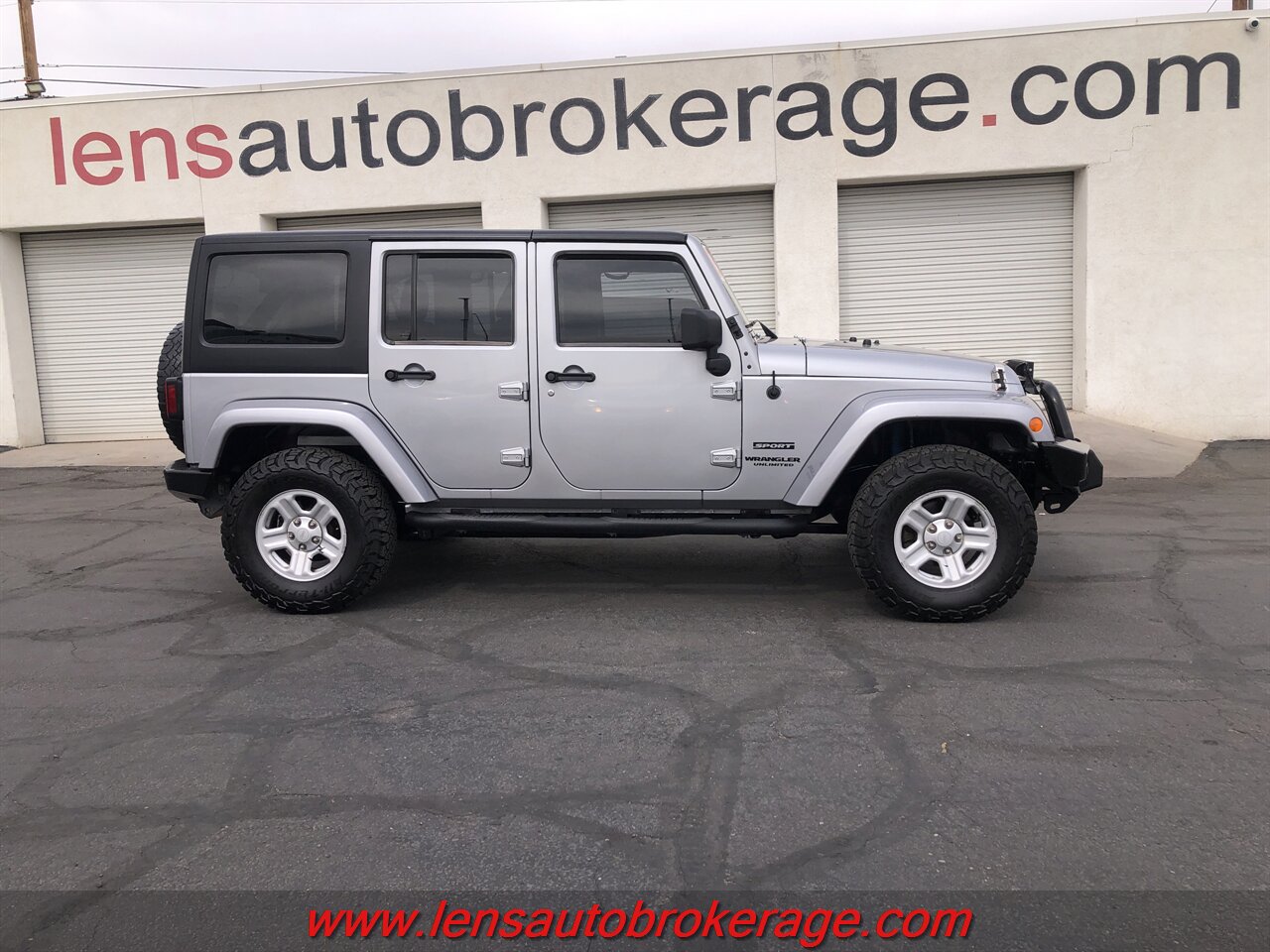 2013 Jeep Wrangler Sport  *Hard Top Unlimited Jeep With Bumpers & Winch! - Photo 1 - Tucson, AZ 85705