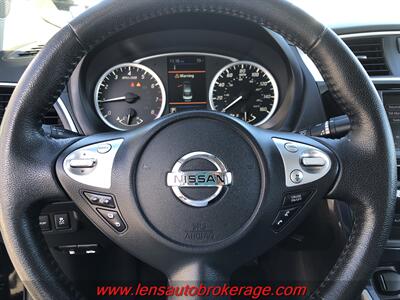 2019 Nissan Sentra SR  *Nice Little Fuel Saver! - Photo 9 - Tucson, AZ 85705