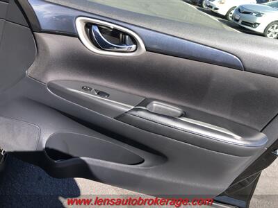 2019 Nissan Sentra SR  *Nice Little Fuel Saver! - Photo 17 - Tucson, AZ 85705