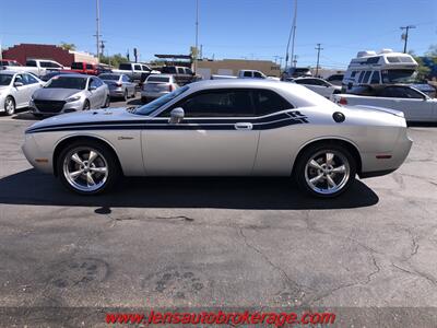 2010 Dodge Challenger R/T Classic  *6 Speed Manual Trans HEMI Powered! - Photo 9 - Tucson, AZ 85705
