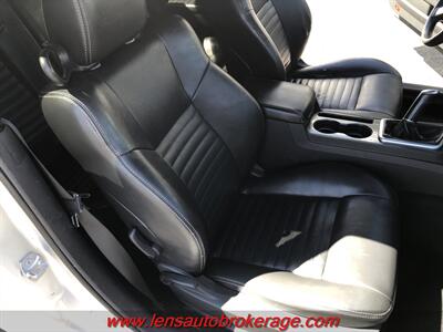 2010 Dodge Challenger R/T Classic  *6 Speed Manual Trans HEMI Powered! - Photo 23 - Tucson, AZ 85705