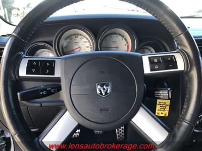 2010 Dodge Challenger R/T Classic  *6 Speed Manual Trans HEMI Powered! - Photo 17 - Tucson, AZ 85705