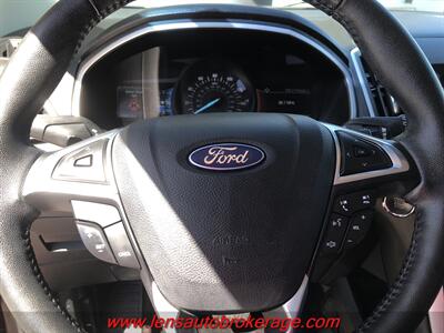 2017 Ford Edge SEL  *Only 70k Miles! - Photo 13 - Tucson, AZ 85705