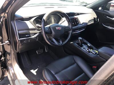 2019 Cadillac XT4 Sport   - Photo 10 - Tucson, AZ 85705